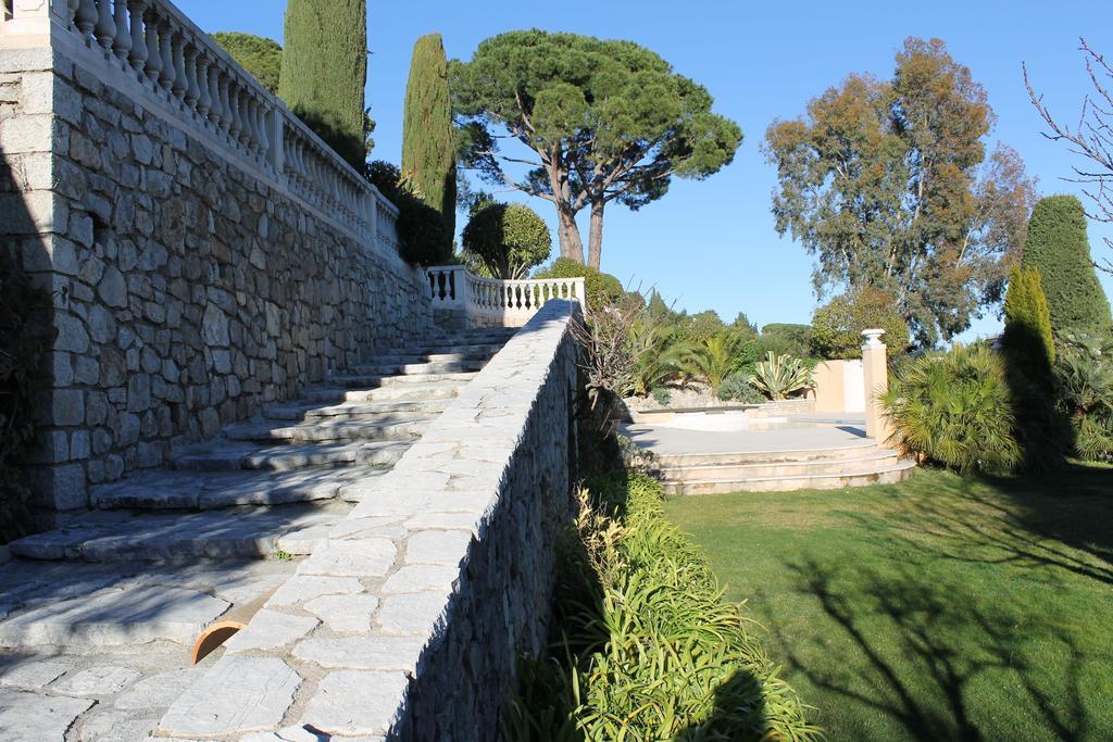 Bed and Breakfast La Caladina à Mougins Extérieur photo